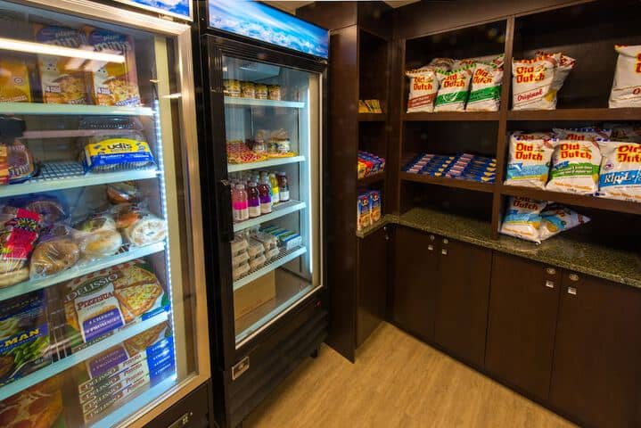 Snack bar